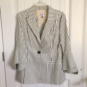 Cabi bell-sleeve jacket